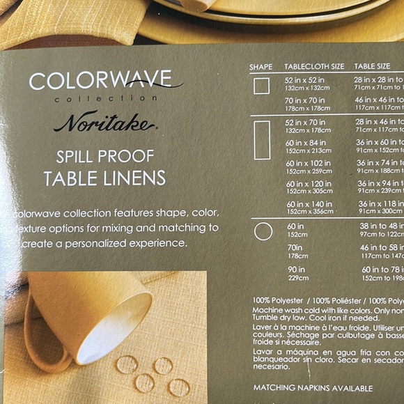 Colourwave spill proof Gold tablecloth - Picture 5 of 5